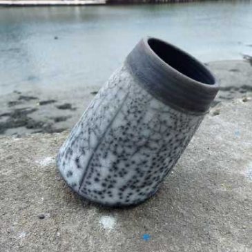 ‘Naked’ Raku